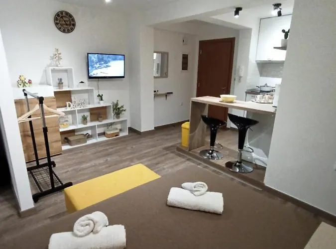 Studio-10 Daire
